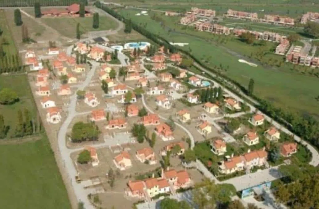 Apartment In Residence With Pool - Jesolo Top Next To Golf Club