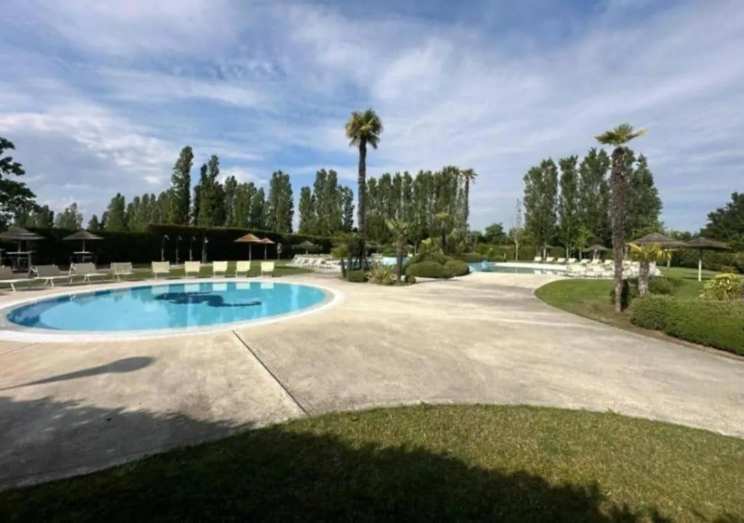 Apartment In Residence With Pool - Jesolo Top Next To Golf Club ليدو دي يسولو